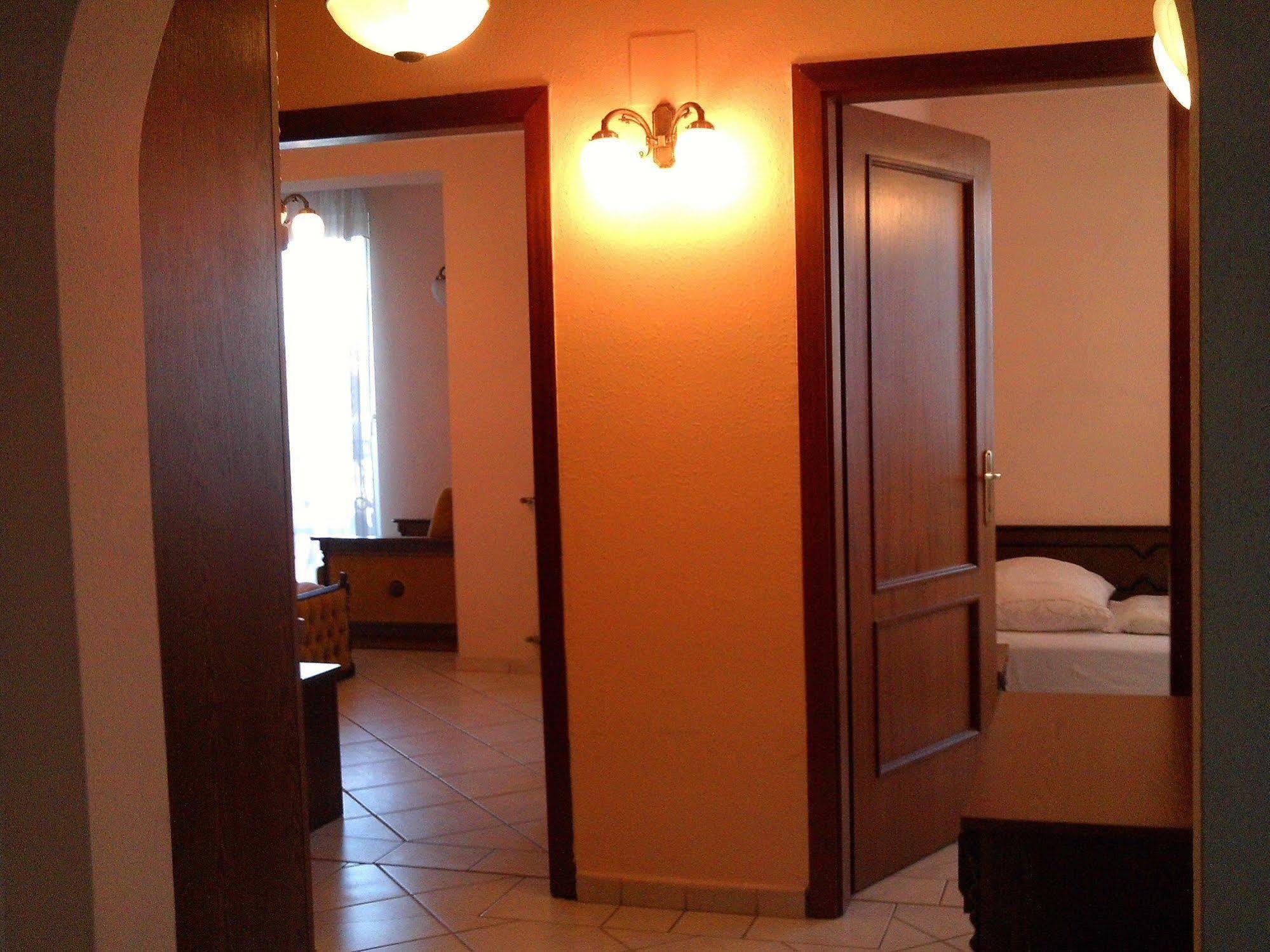 Hotel Happy Apartments Budapest Eksteriør billede